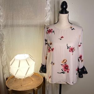 Finn & Grace Floral Pink‎ 3/4 Ruffle Sleeve Top Blouse Size Small